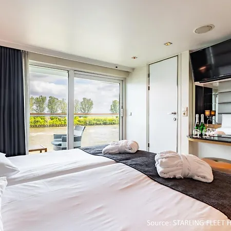 Hotelship Kd Moment Hotel