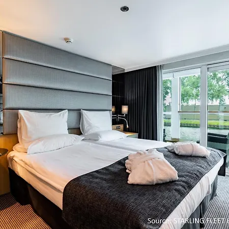 Hotelship Kd Moment Hotel *