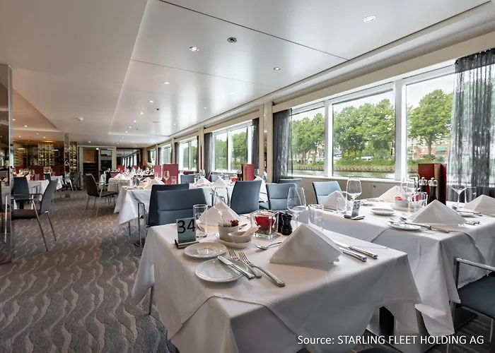 Hotelship Kd Moment Hotel *