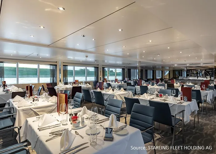 Hotel Hotelship Kd Moment *