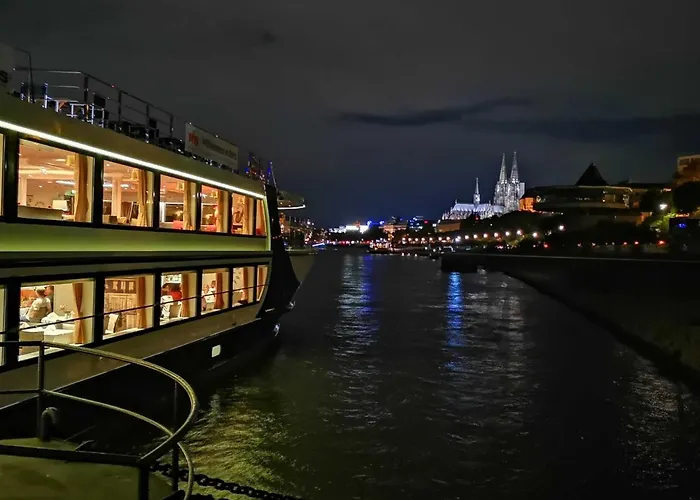 Hotelship Kd Moment